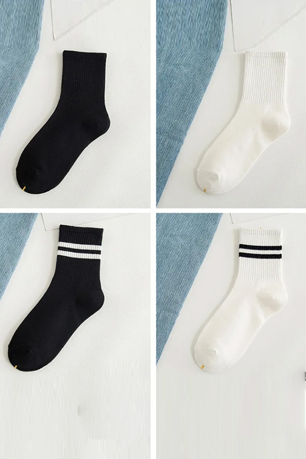 Çekmece 4&prime;lü Siyah Çizgili Unisex Kısa Konç Çorap - 1