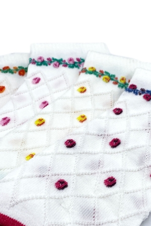 Çekmece 4&prime;Lü Soft Cotton Çiçek Desenli ve Dokulu Unisex Patik - 3